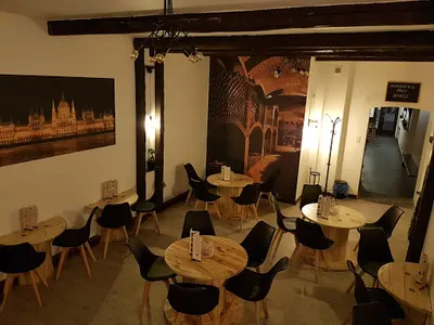 Restauracja "Budafest Langosz"